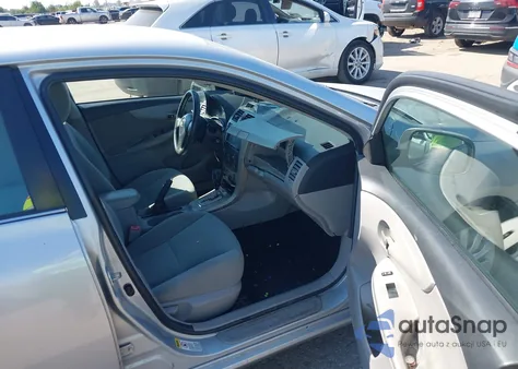 2013 Toyota Corolla Le z USA, uszkodzony, nr VIN 2T1BU4EE6DC994173